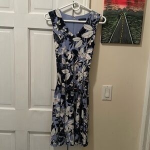 Tommy Hilfiger dress with belt